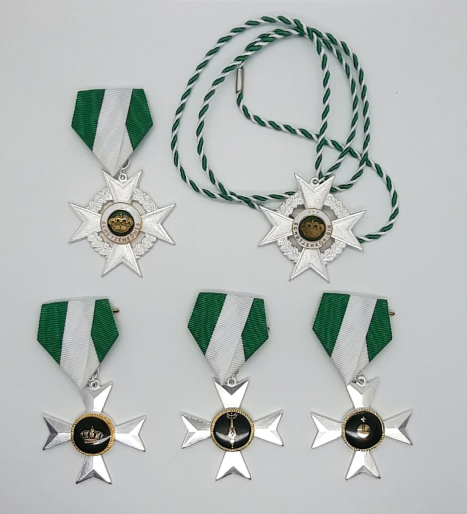 Schützenorden Krone silber/gold/schwarz mit grün/weißem Band